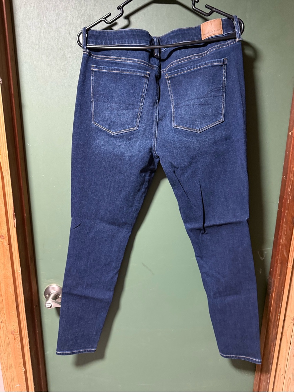 American Eagle Outfitters Women’s Indigo Stretch Skinny Jeans - Picture 4 of 4